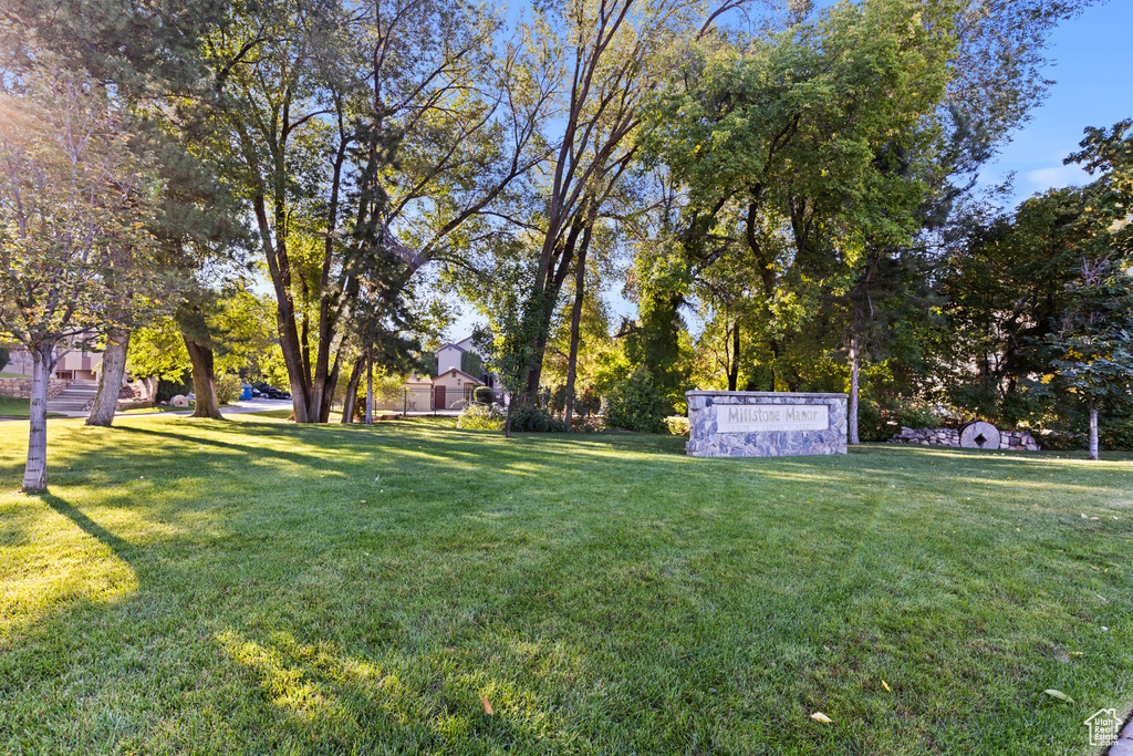 Photo 2 for MLS #2115975 at 1175 Canyon Rd #77