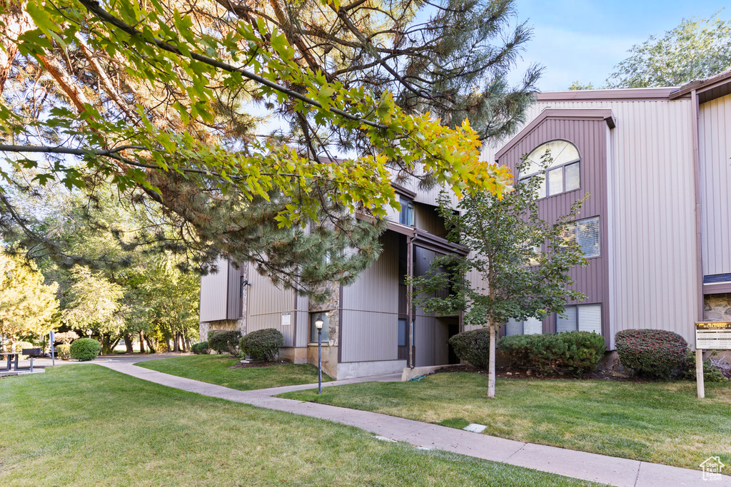 Photo 4 for MLS #2115975 at 1175 Canyon Rd #77