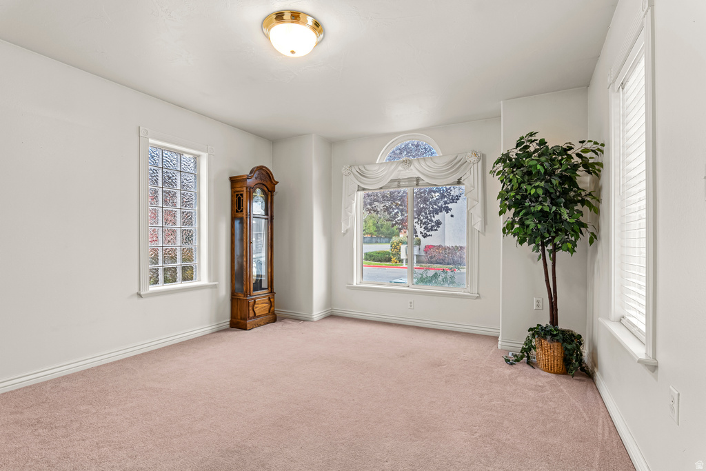 947 N 830 W Orem, UT 84057