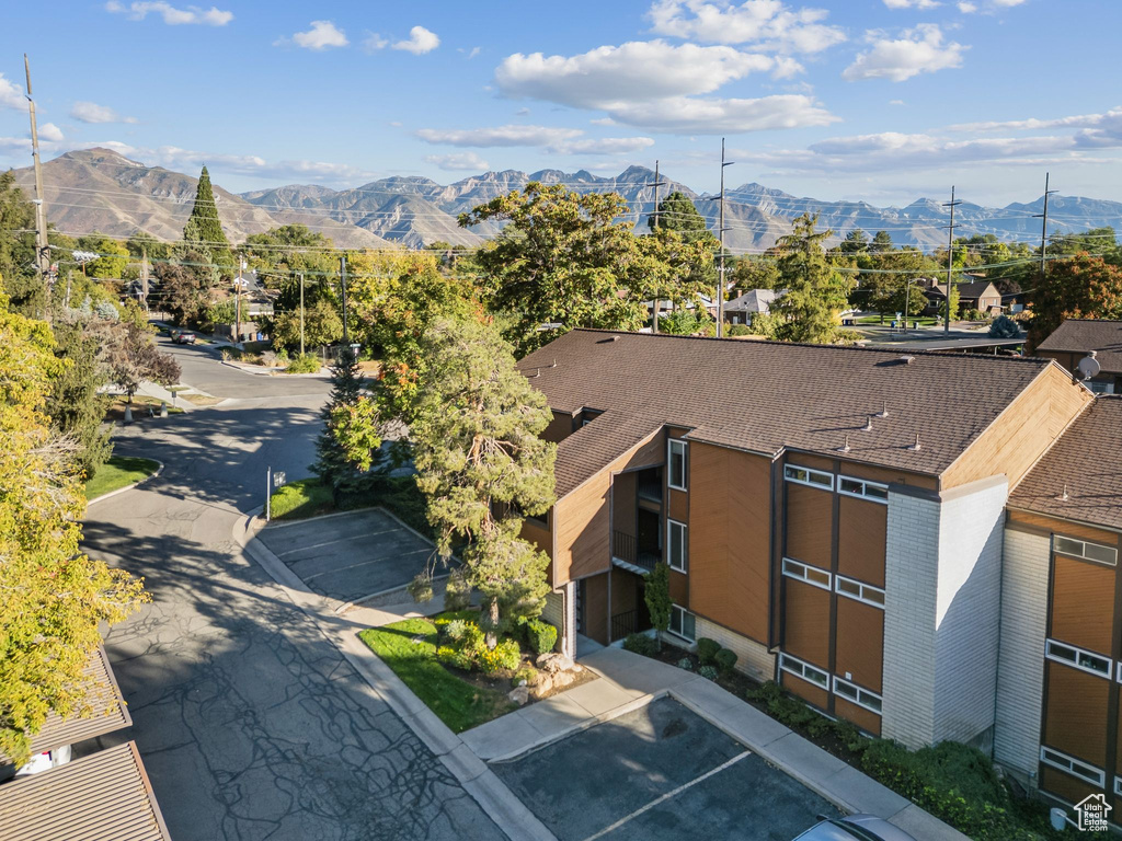 2400 S ELIZABETH ST #4 Salt Lake City, UT 84106