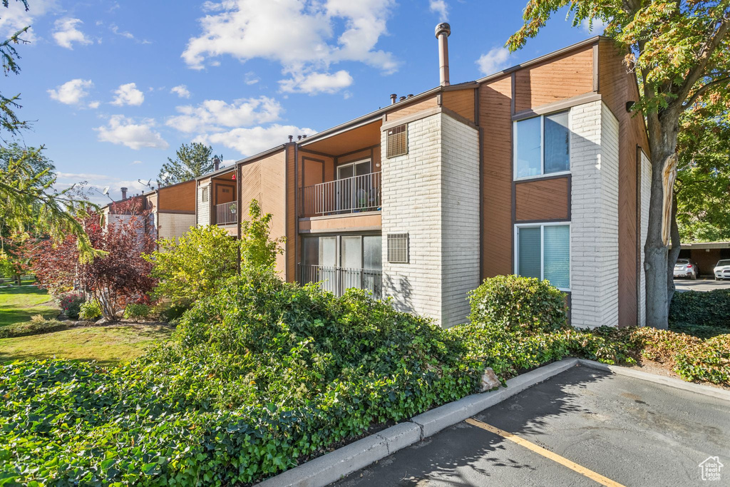 2400 S ELIZABETH ST #4 Salt Lake City, UT 84106