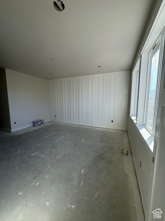 Photo 8 for MLS #2115995 at 2497 W 2950 North