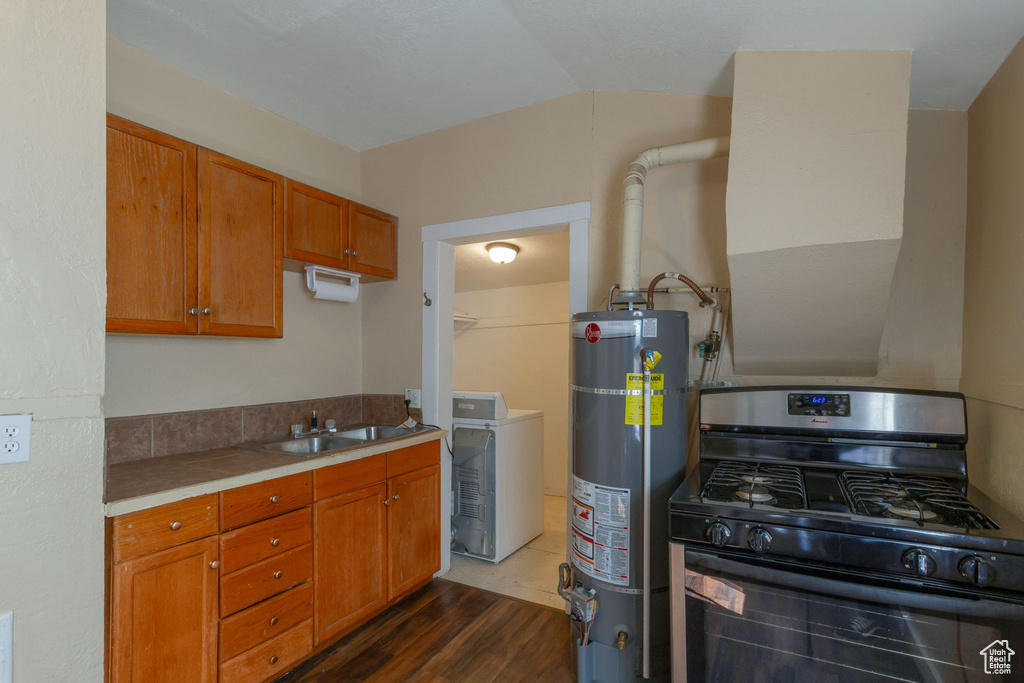 Photo 5 for MLS #2115997 at 2030 S Orchard Ave