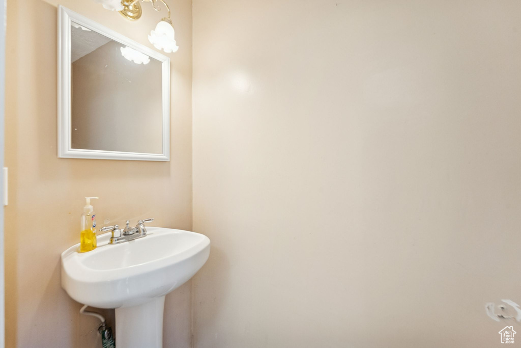 Photo 32 for MLS #2116008 at 2184 W Gentile St