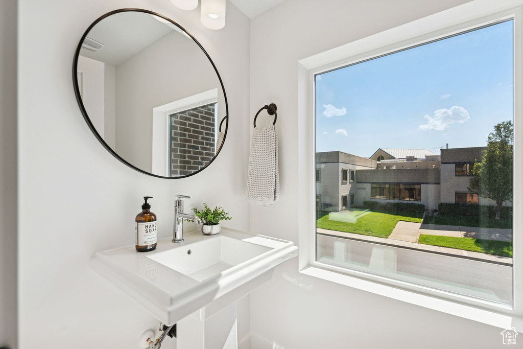 Photo 16 for MLS #2116012 at 59 E 200 North #1