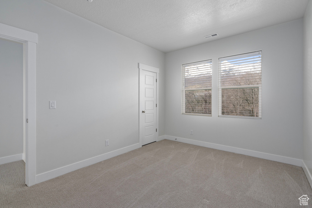 Photo 30 for MLS #2116014 at 667 E 770 North
