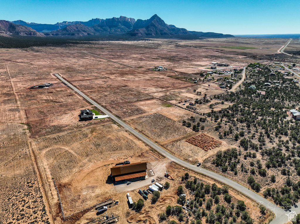 17  DAYBREAK MESA DR Apple Valley, UT 84737