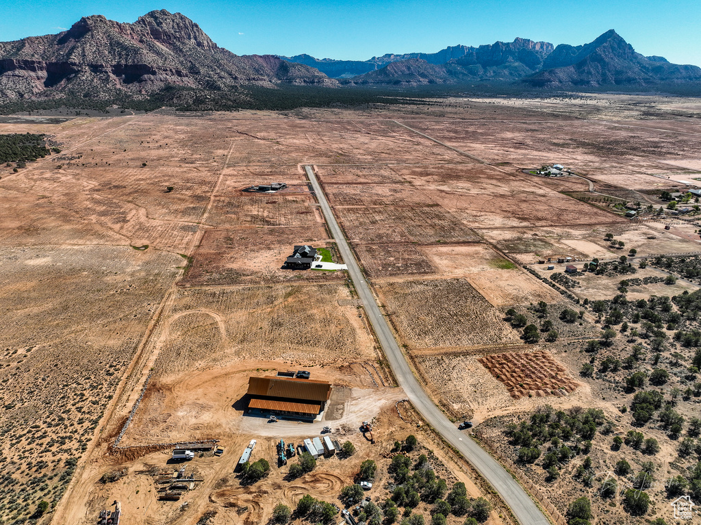 17  DAYBREAK MESA DR Apple Valley, UT 84737