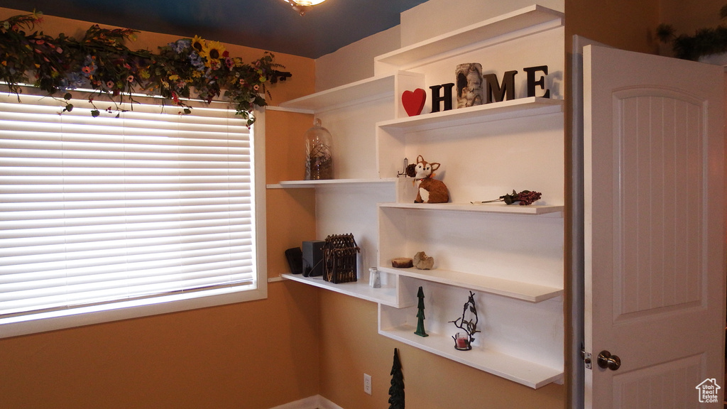 Photo 10 for MLS #2116026 at 595 W 250 South