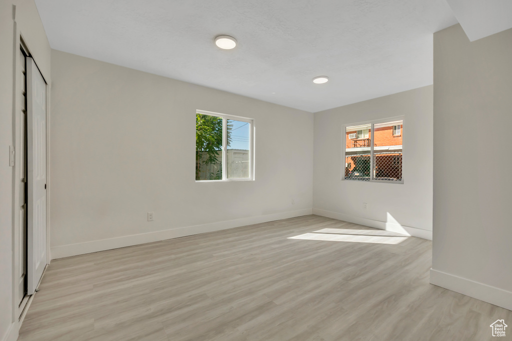 Photo 16 for MLS #2116041 at 2202 S Lake St
