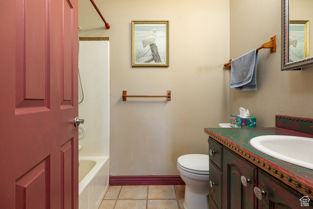 Photo 13 for MLS #2116045 at 530 W Powell Dr