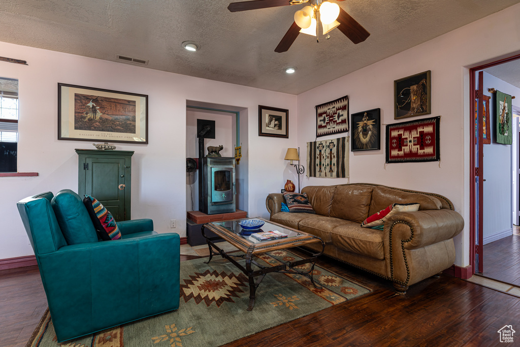 Photo 7 for MLS #2116045 at 530 W Powell Dr