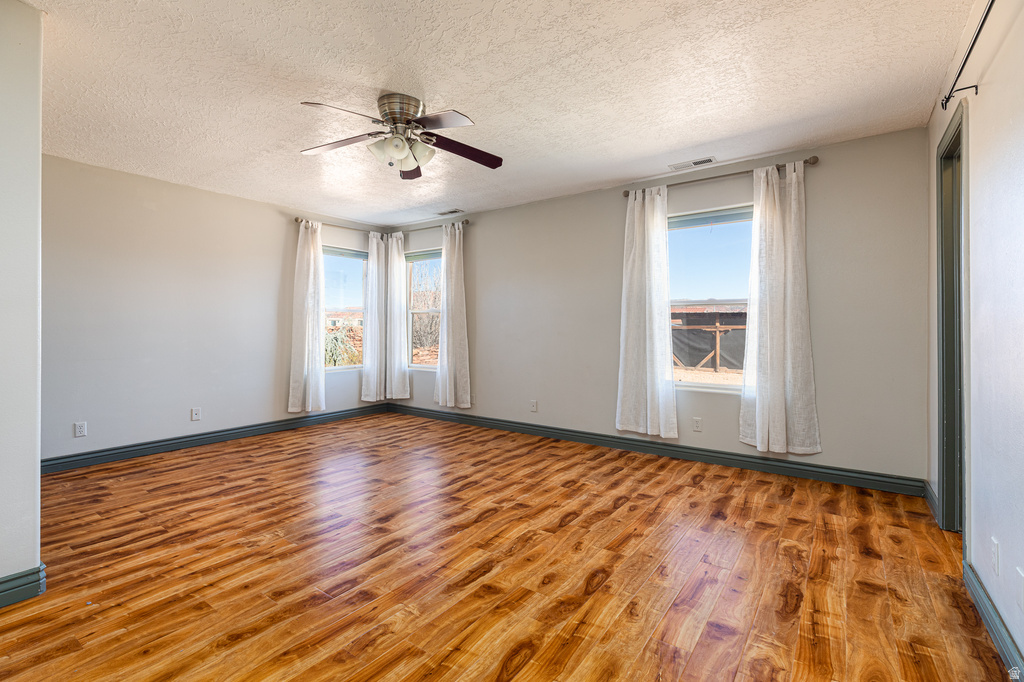 530 W POWELL DR Kanab, UT 84741