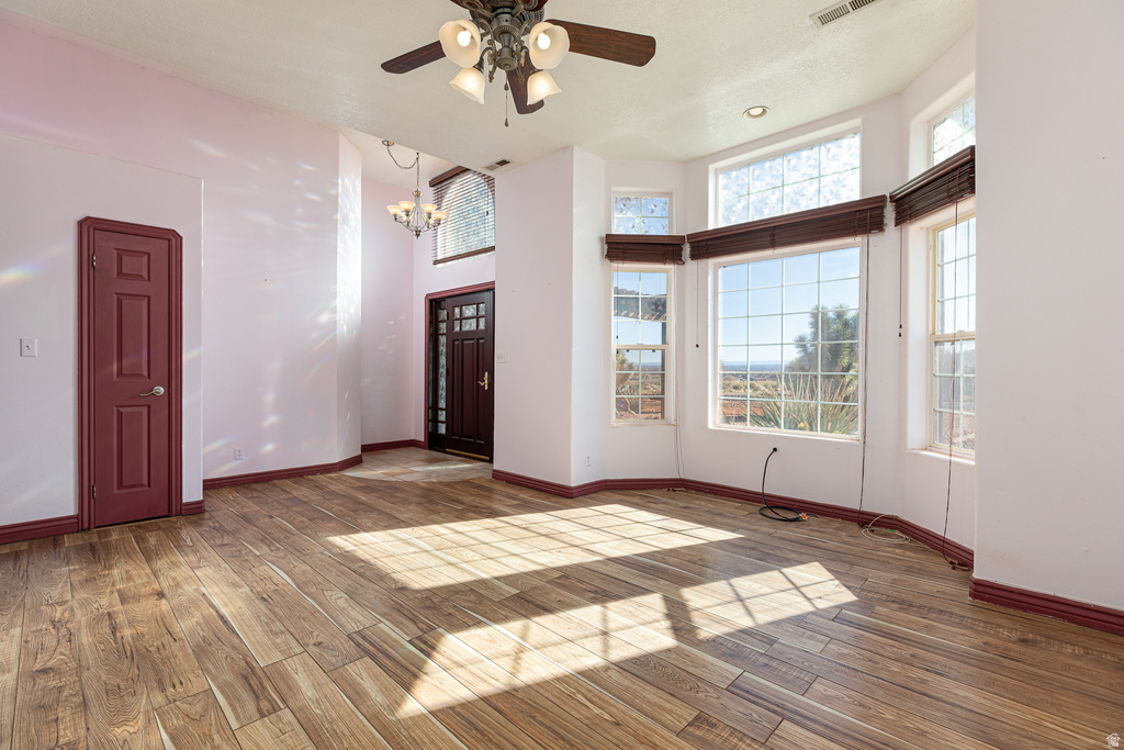 530 W POWELL DR Kanab, UT 84741