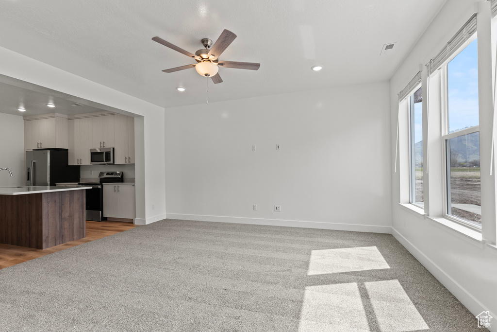 Photo 4 for MLS #2116047 at 322 E 750 South
