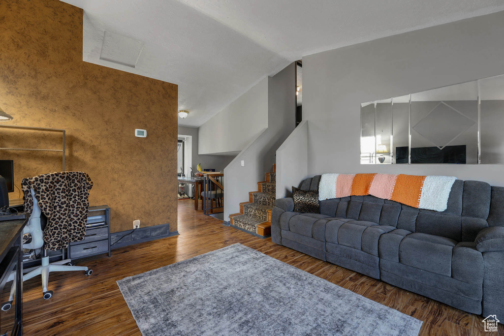 Photo 6 for MLS #2116048 at 1375 W Little Creek Dr
