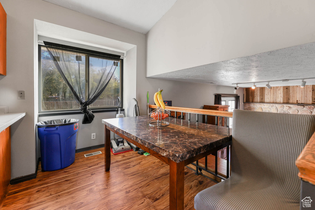 Photo 12 for MLS #2116048 at 1375 W Little Creek Dr
