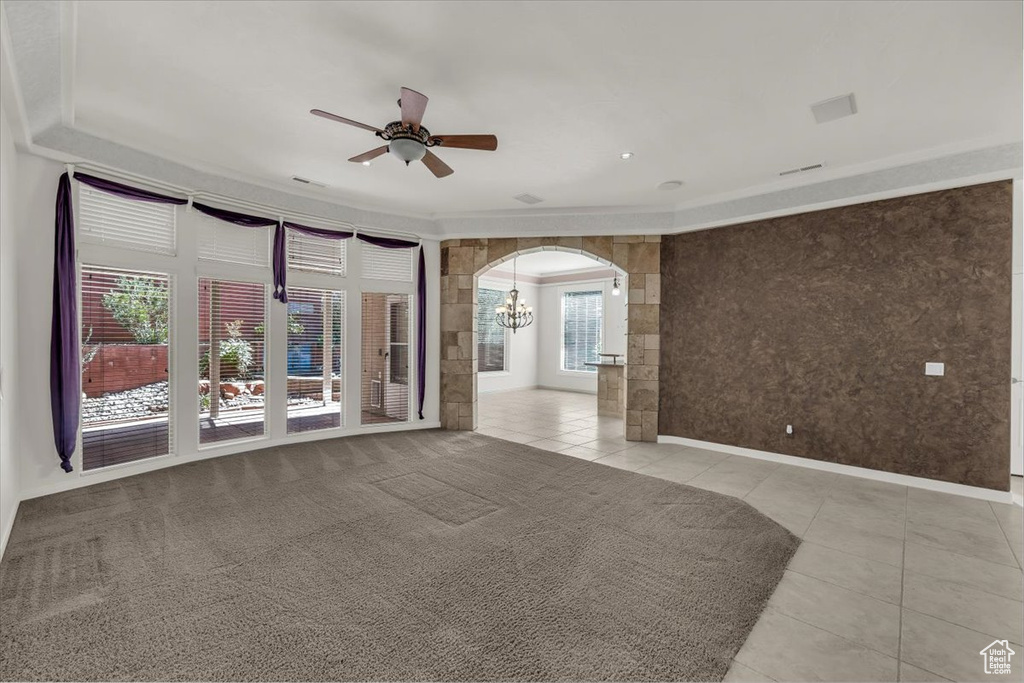 Photo 5 for MLS #2116061 at 1584 N Raven Ln