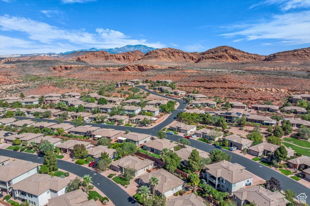 Photo 4 for MLS #2116061 at 1584 N Raven Ln