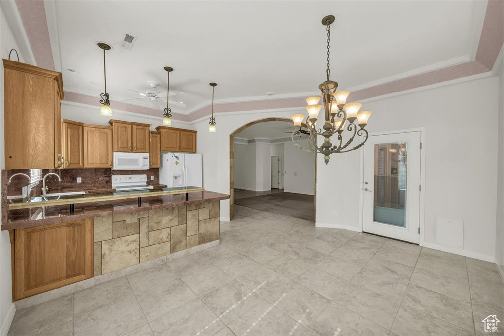 Photo 10 for MLS #2116061 at 1584 N Raven Ln
