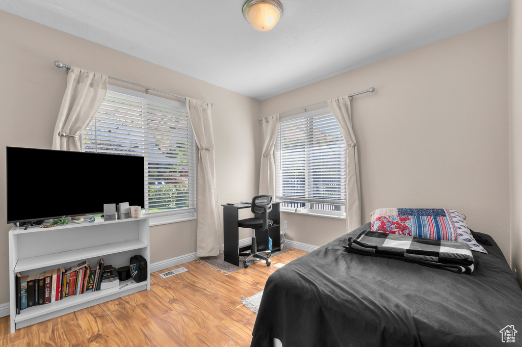 Photo 12 for MLS #2116065 at 921 N 600 East