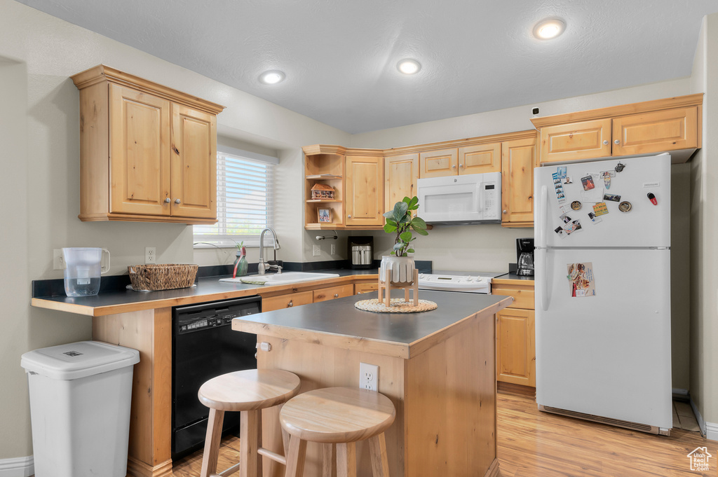 Photo 6 for MLS #2116065 at 921 N 600 East