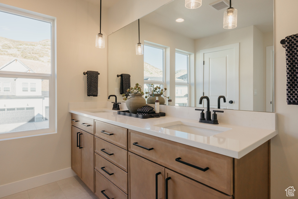 Photo 27 for MLS #2116067 at 1689 W Canyon Rim Dr #636