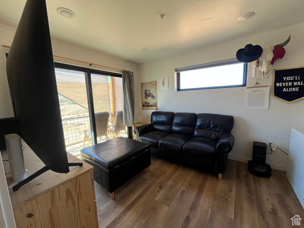 Photo 16 for MLS #2116070 at 1185 S Murphy Ln #202B