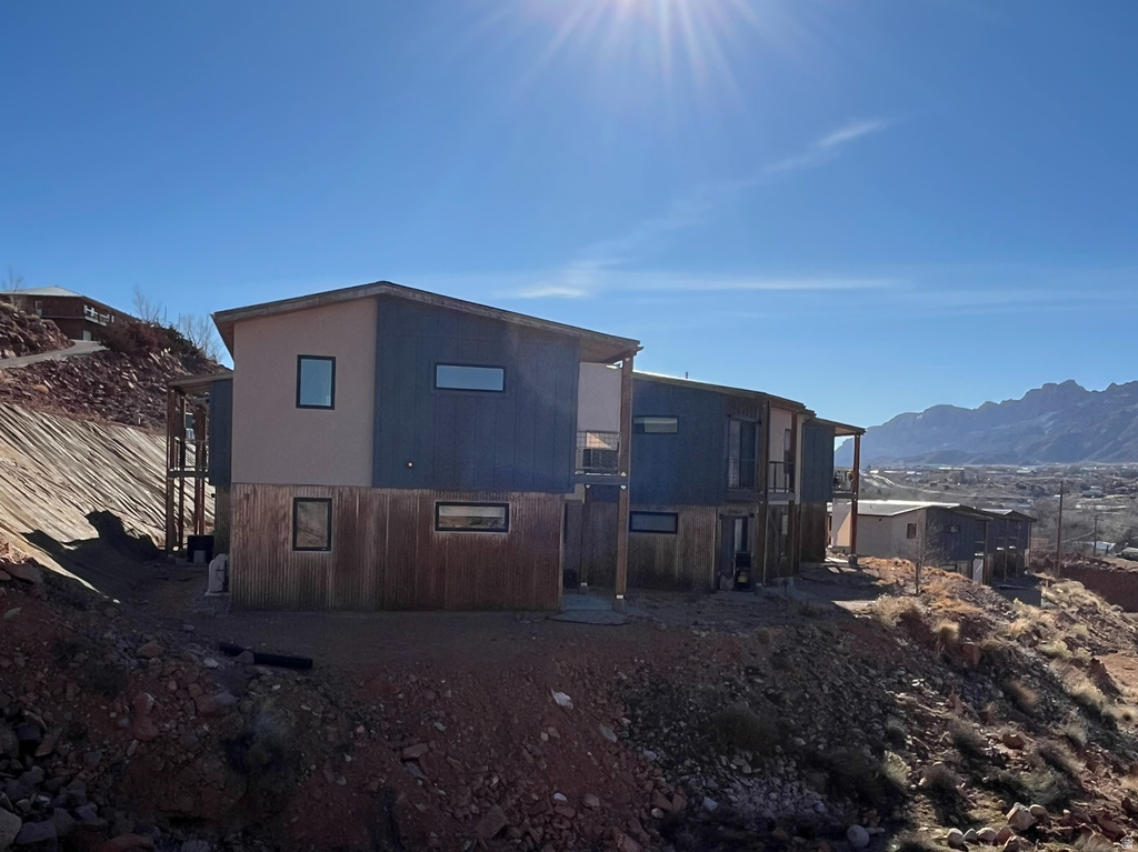 1185 S MURPHY LN #202B Moab, UT 84532