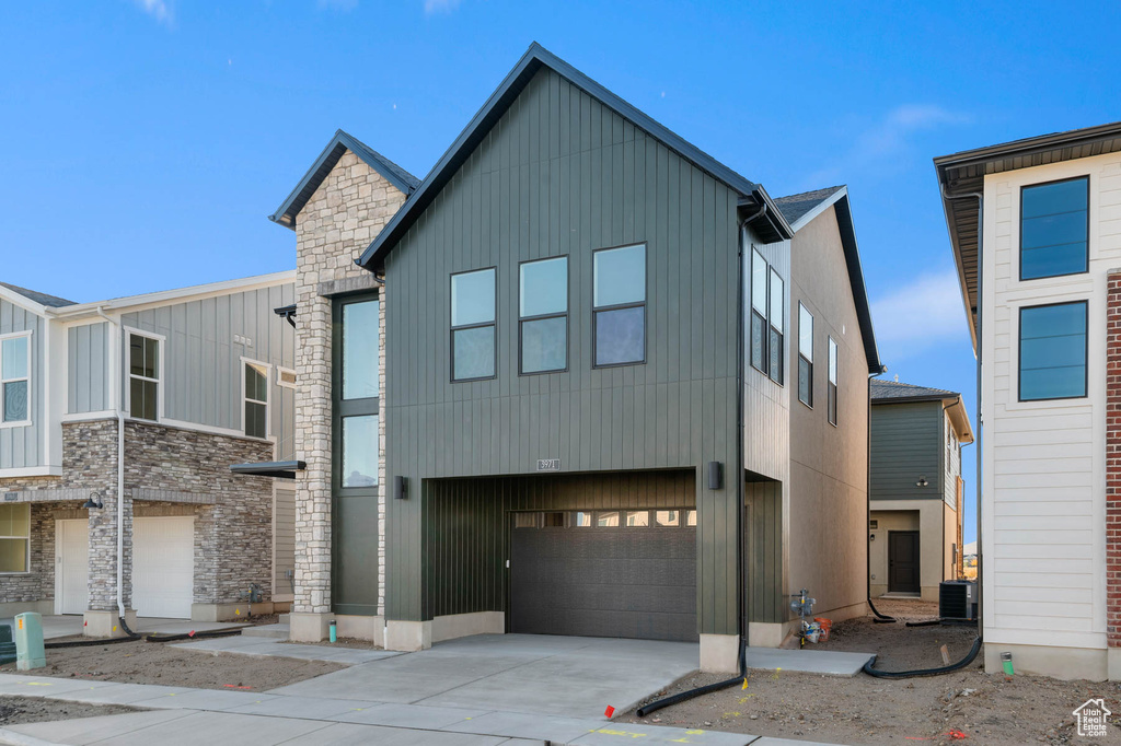 Photo 3 for MLS #2116075 at 3971 W Red Clover Dr
