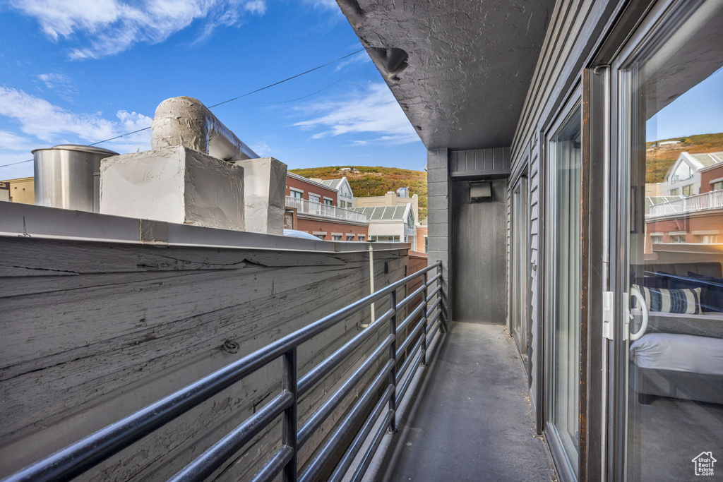 Photo 15 for MLS #2116082 at 580 Main St #309