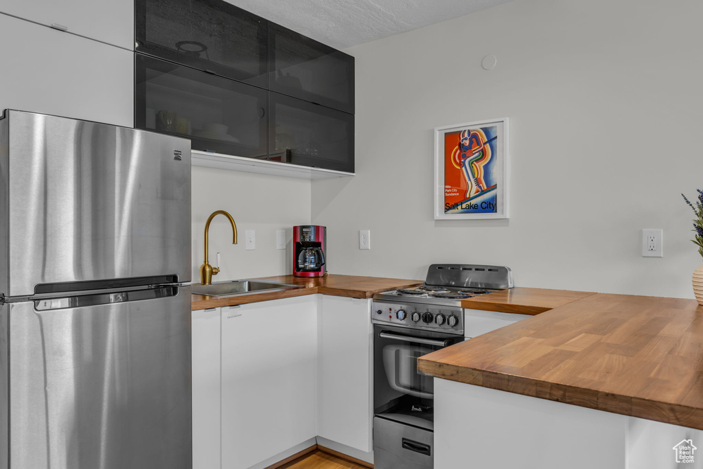 Photo 6 for MLS #2116082 at 580 Main St #309