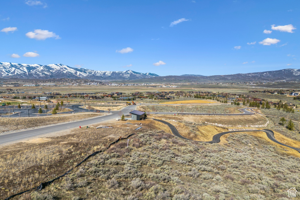 Photo 4 for MLS #2116084 at 3101 Hills Ridge Rd
