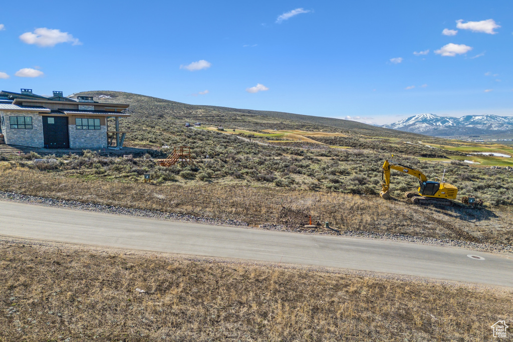 Photo 8 for MLS #2116084 at 3101 Hills Ridge Rd