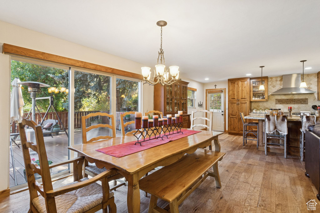 Photo 16 for MLS #2116086 at 135 Crestview Dr