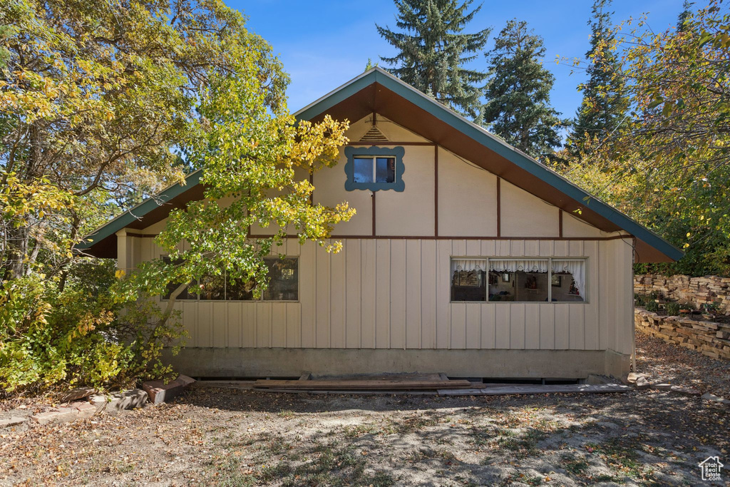 Photo 48 for MLS #2116086 at 135 Crestview Dr