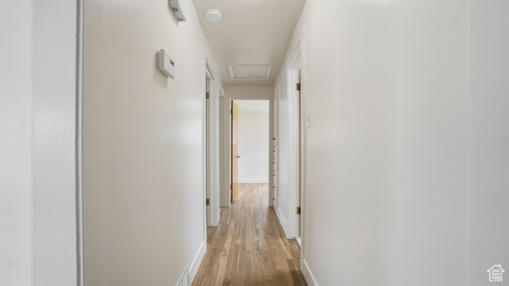 Photo 9 for MLS #2116089 at 533 S 700 West