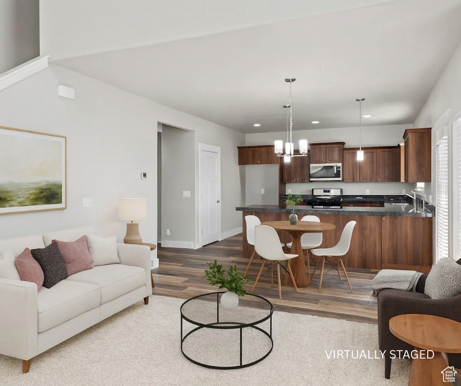 Photo 8 for MLS #2116091 at 924 S Aspen Summit Dr