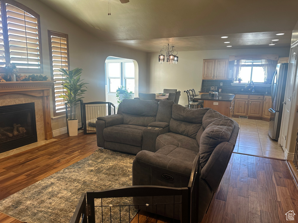 1238 S 4290 W Syracuse, UT 84075