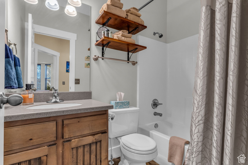 Photo 20 for MLS #2116097 at 102 E Manilla Dr