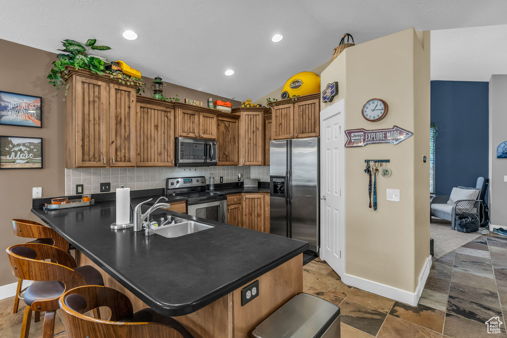 Photo 7 for MLS #2116097 at 102 E Manilla Dr