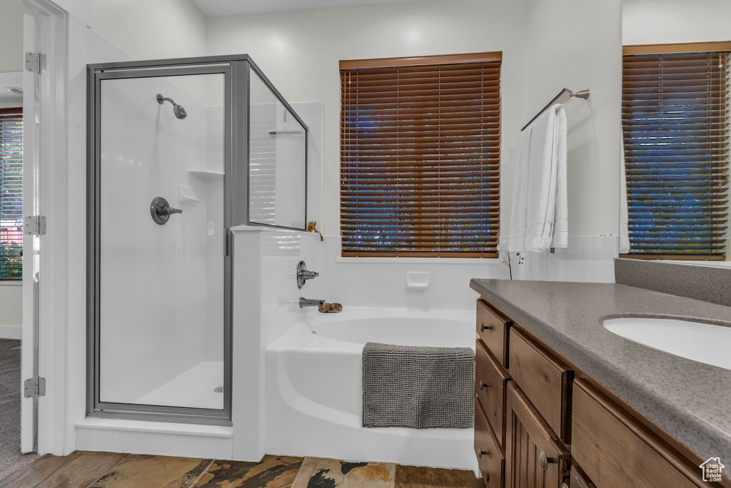 Photo 15 for MLS #2116097 at 102 E Manilla Dr