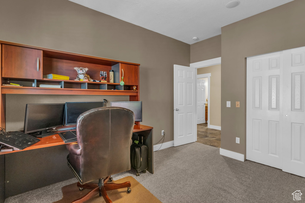 Photo 18 for MLS #2116097 at 102 E Manilla Dr