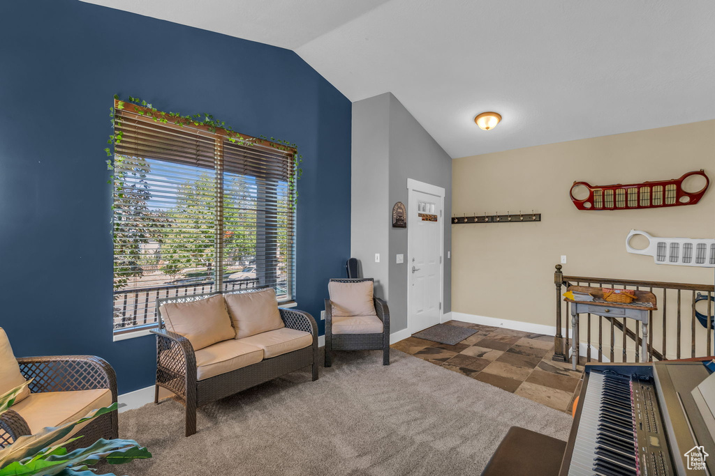 Photo 22 for MLS #2116097 at 102 E Manilla Dr