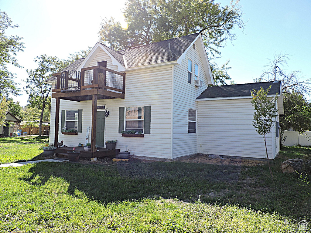 Photo 24 for MLS #2116101 at 451 W 300 North