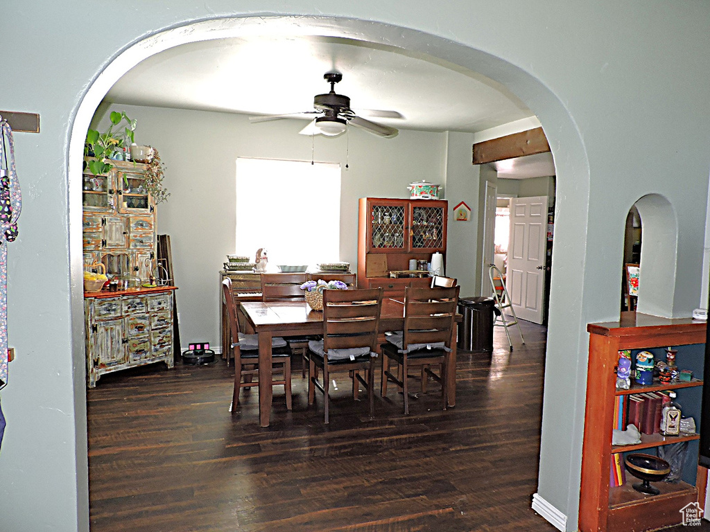 Photo 4 for MLS #2116101 at 451 W 300 North