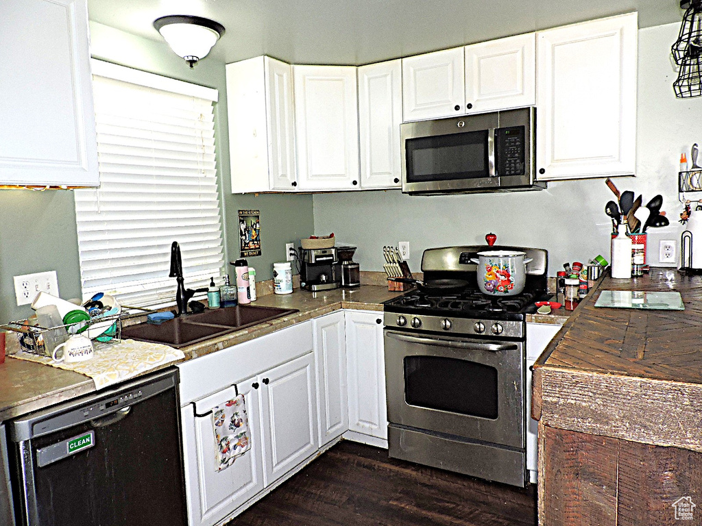 Photo 10 for MLS #2116101 at 451 W 300 North