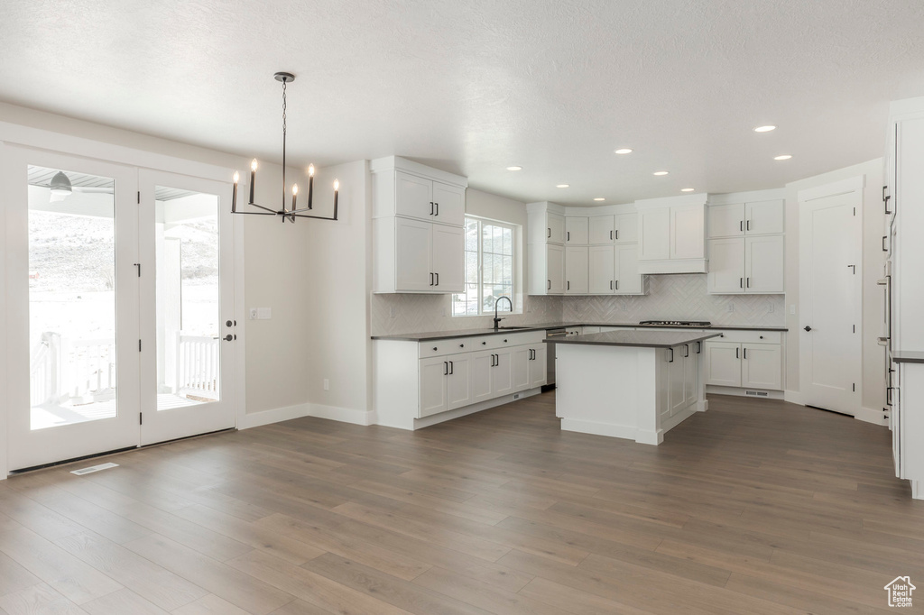 Photo 10 for MLS #2116102 at 1539 Rocky Mountain Way #401