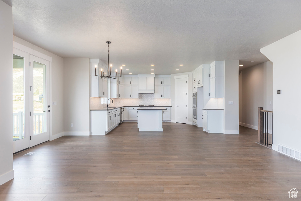 Photo 41 for MLS #2116102 at 1539 Rocky Mountain Way #401