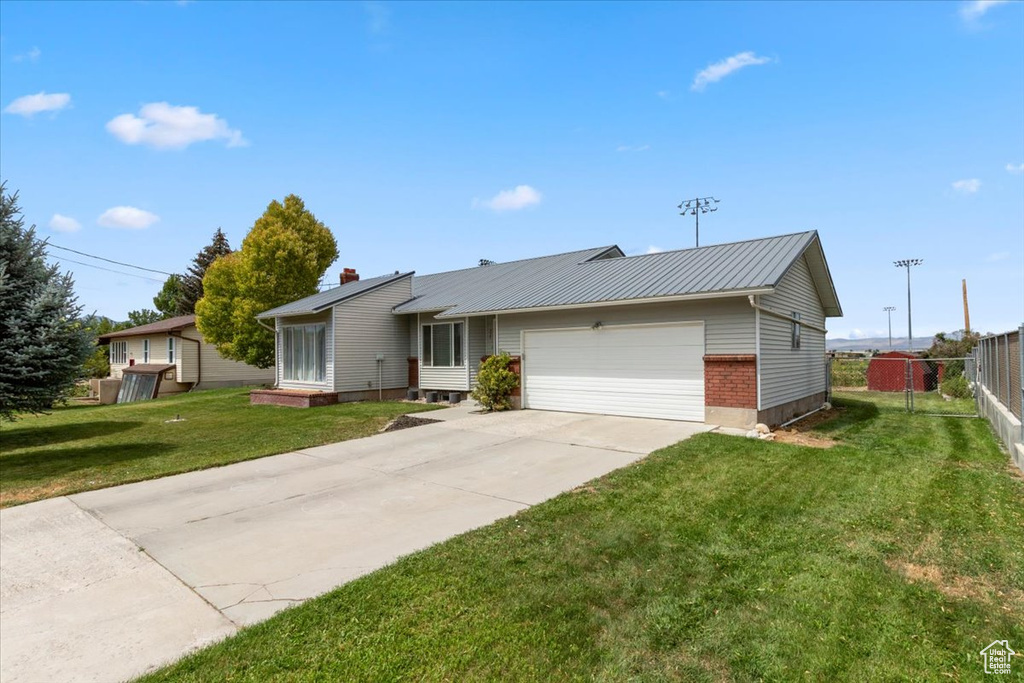 Photo 4 for MLS #2116103 at 335 E 300 North